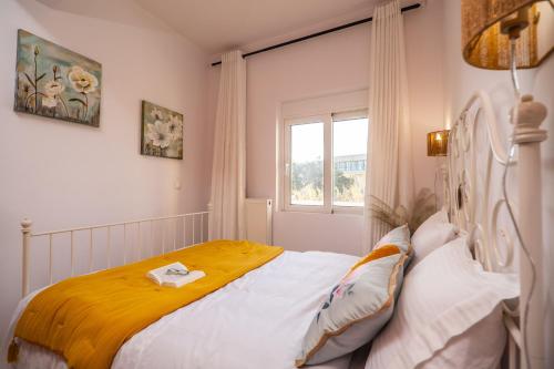 Ammoutsiani 2 Cozy Apartment by 8essentially