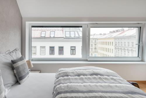 Top 12 Panorama Design Apartment, Вена (фото 6)