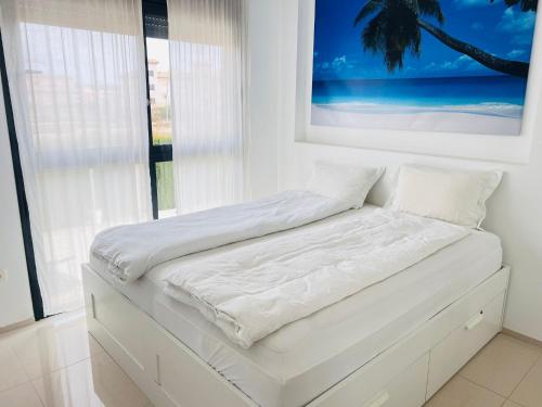 Three-Bedroom Villa image 9