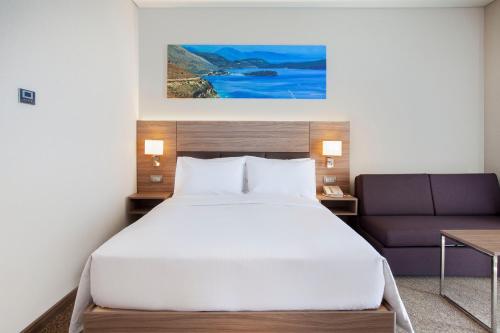 Hilton Garden Inn Tirana - image 3