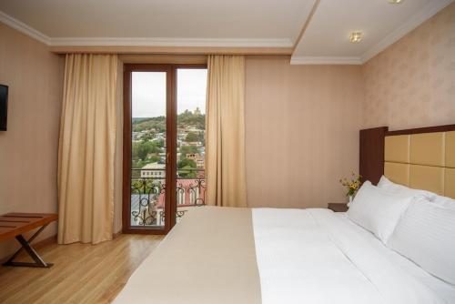 Double room, mountain view
