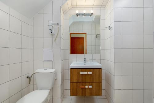 Gryf Resort Międzywodzie – Miedzywodzie, KY