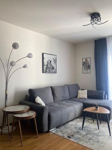 LoVE, modern apartment with pool & sea view, Тиват (фото 7)