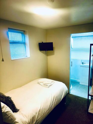 1 twin bed