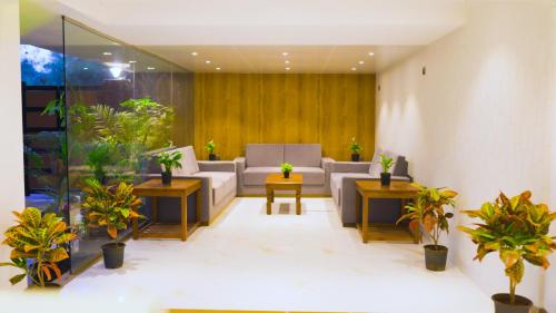 المرافق, Hotel H Square Andheri Lokhandwala in مالاد