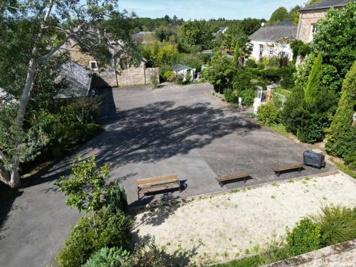 ملعب للأطفال, Cottage dans ancienne école de 1850 - 2 à 4 personnes (Cottage dans ancienne ecole de 1850 - 2 a 4 personnes) in ميسيلاك