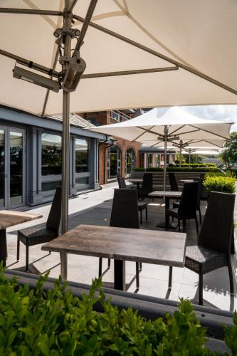Balcony/terrace, Glynhill Leisure Hotel & Conference Venue in Glasgow Int'l Airport