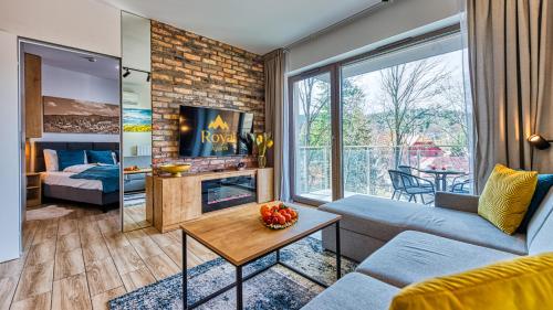 Apartamenty z basenem i saunami STONE HILL RESORT II VIP Centrum by Royal Aparts