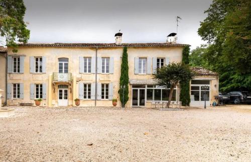 Grande maison en bord de rivière - Location, gîte - Cambes