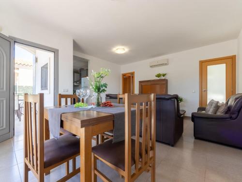 Holiday Home Gaviota 9 by Interhome in Riumar