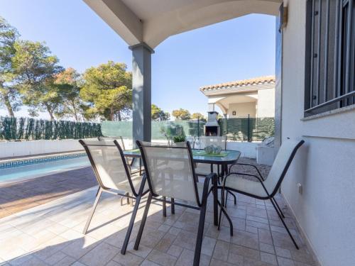 Holiday Home Gaviota 9 by Interhome in Riumar