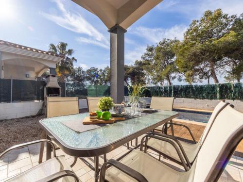 Holiday Home Gaviota 1 by Interhome in Riumar