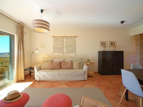 Apartment Vilas Mouriscas by Interhome