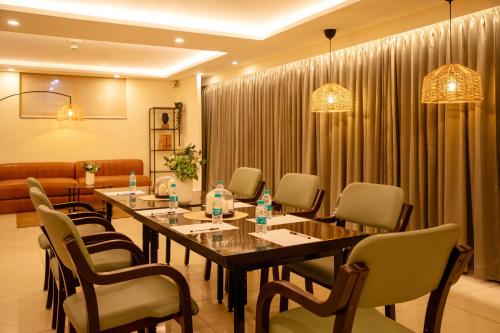 Business center, Earth Hotels in Whitefield