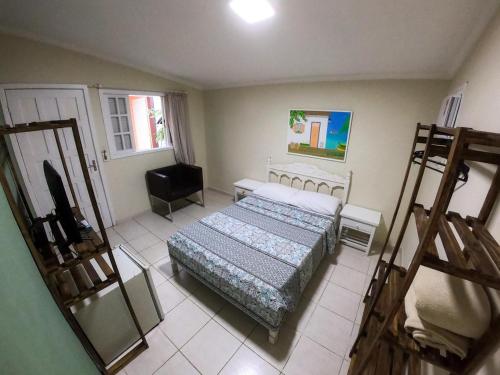 Standard Double Room image 3