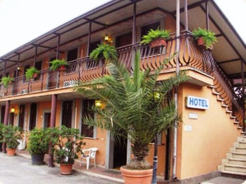 Hotel La Locanda Del Borgo 2