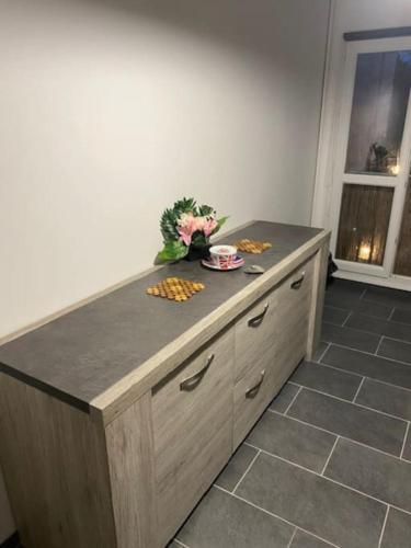 T2 entier Chambre+Salon+Cuisine in Лес-Улис