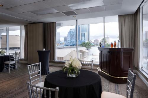 ห้องประชุม / บอลรูม, DoubleTree by Hilton Jacksonville Riverfront, FL in ดาวน์ทาวน์ แจ๊คสันวิลล์