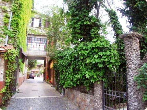 Hotel La Locanda Del Borgo in Casal Monastero