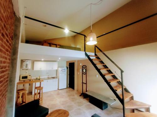 Economico Duplex,a 2 cuadras Shopping Abasto, Cerca de Todo