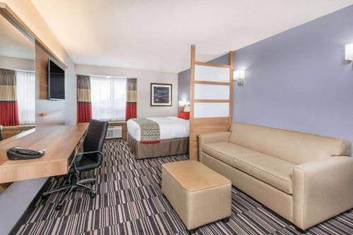 Microtel Inn & Suites by Wyndham Sudbury