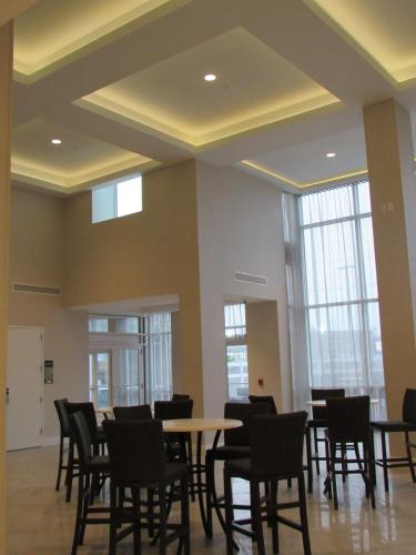 Hilton Garden Inn Springfield - image 8