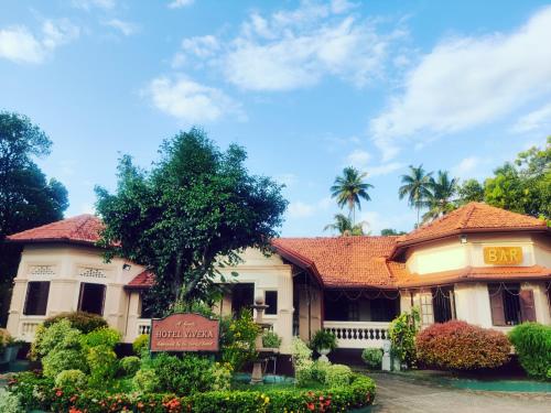 Grand Colonial Viveka in Kurunegala