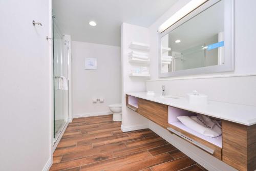 1 king bed