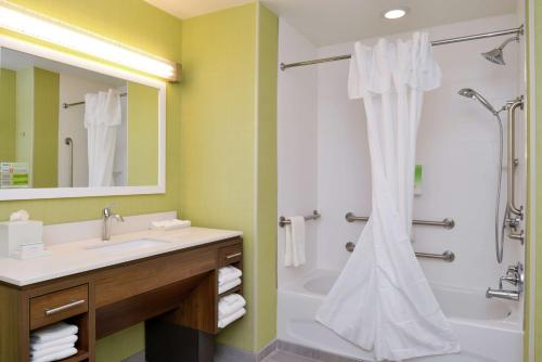 Home2 Suites By Hilton Merrillville - image 10