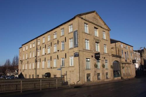 Cambridge Hotel Waterfront - Brighouse