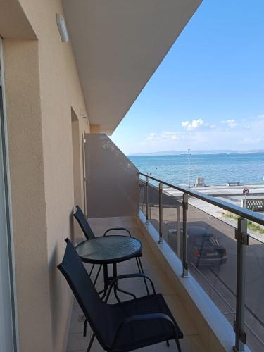 Navarino Luxe Suites