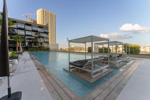 Premium Living Apartment in JVC by Suiteable, Dubai (photo 5)