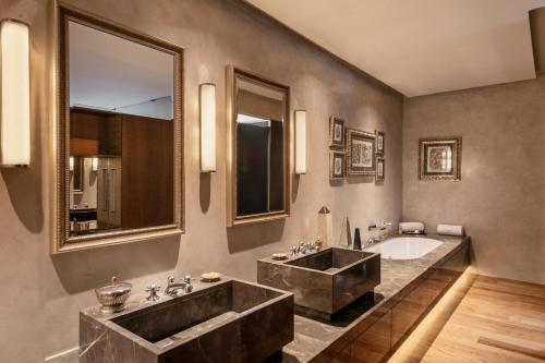 Grand Hotel Tremezzo - image 12