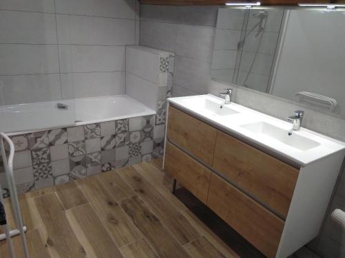 Gîte Rouez 5 pièces 8 personnes - FR-1-410-168 - image 11