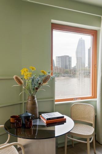 Locke at Broken Wharf - image 7