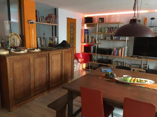 Gîte Fay, 2 pièces, 4 personnes - FR-1-410-301 (Appartement 40m² lumineux avec cuisine equipee, Wi-Fi gratuit, proche mairie et eglise a Fay - FR-1-) in 勒芒