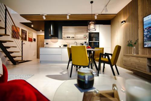 Laguna Beskidów Resort - Apartament B43 z widokiem na jezioro