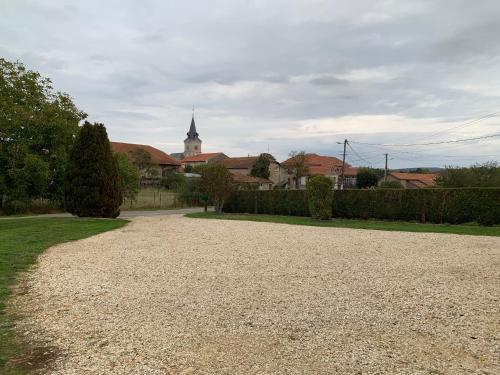 Gîte Forges-sur-Meuse, 4 pièces, 6 personnes - FR-1-585-48