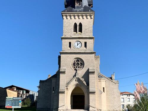 Gîte Forges-sur-Meuse, 4 pièces, 6 personnes - FR-1-585-48