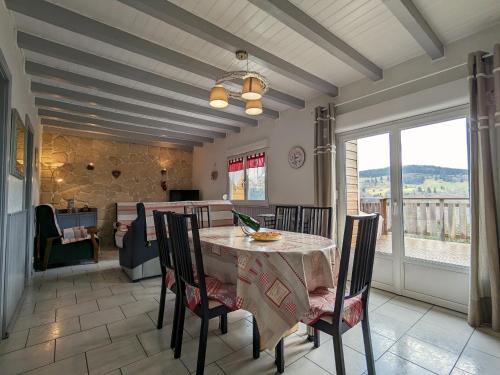 Charmant chalet de montagne avec terrasse et vue imprenable - FR-1-589-72 gîte à louer Le Sine Nomine