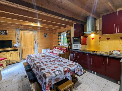 Gîte Vagney, 4 pièces, 6 personnes - FR-1-589-283