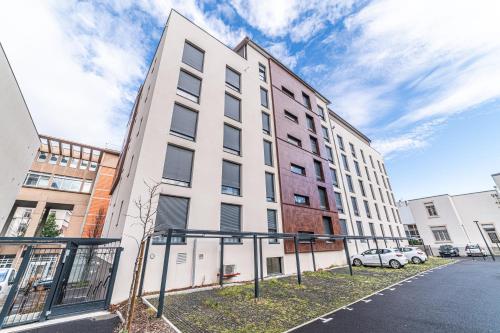 숙소 외관, Break & Home Clermont-Ferrand - Les Carmes Dechaux Appart'Hôtel (Break & Home Clermont-Ferrand - Les Carmes Dechaux Appart'Hotel) in 클레르몽 페랑 시티 센터