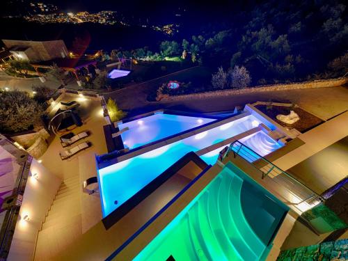 Superior Villa image 3