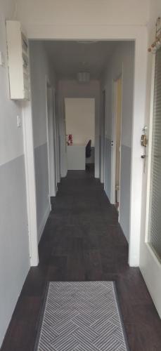 Ieeja, Le 135, logement spacieux entre ville et volcans in Ceyrat (Auvergne)