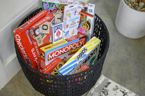 New Rustic Luxury Firepit Spa Games Sleeps 8 New Rustic Luxury Firepit Spa Games Sleeps 8