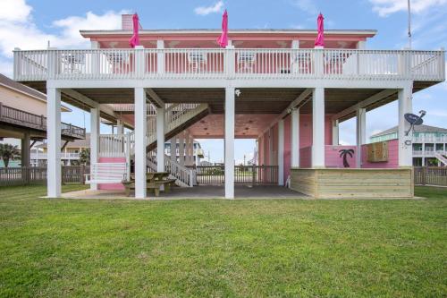 A szálláshely kívülről, Beach Front Cottage with Beautiful Ocean Views! in Port Bolivar (TX)