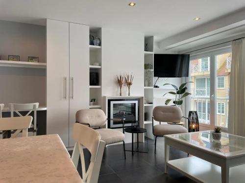 Two-Bedroom Apartment image 5