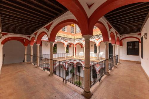 Charming 2 Bedroom Apartment at Plaza el Salvador by OCityzen, Sewilla