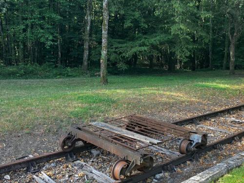 Échappée Enchantée dans une Ancienne Gare au Bord de la Forêt d'Orléans - FR-1-590-268 (Echappee Enchantee dans une Ancienne Gare au Bord de la Foret d'Orleans - FR-1-590-268) in Chateauneuf-sur-Loire