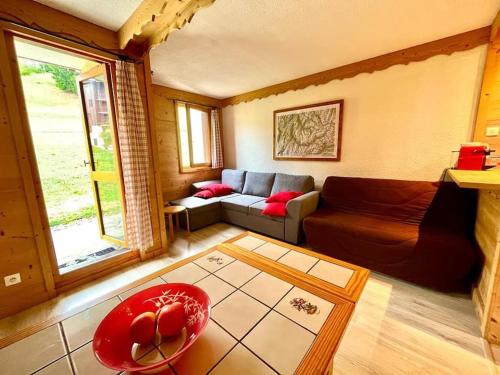Superb studio Terrace Ski in Montchavin in Bellentre